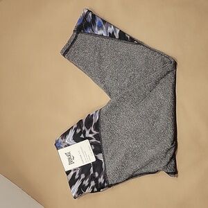 Everlast Contour Fit Crop Length Pants, Heather Gray W/ Blue Accent, Size S, NWT
